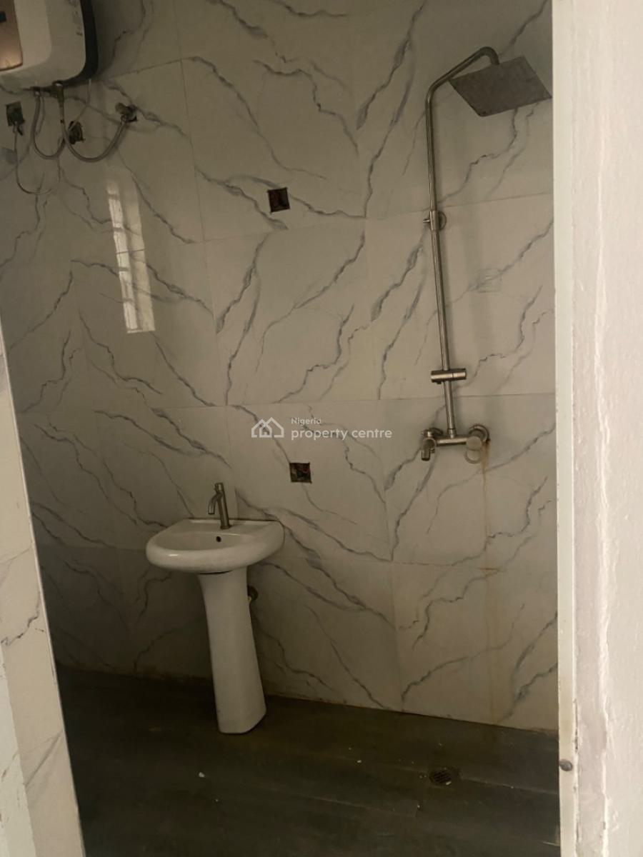 Luxuriously Nice Spacious 2 Bedroom  Flat, No 14b Sikiru Street, Sangotedo, Ajah, Lagos, Terraced Duplex for Rent