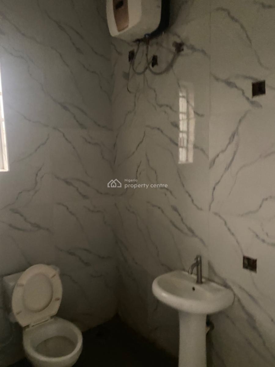 Luxuriously Nice Spacious 2 Bedroom  Flat, No 14b Sikiru Street, Sangotedo, Ajah, Lagos, Terraced Duplex for Rent