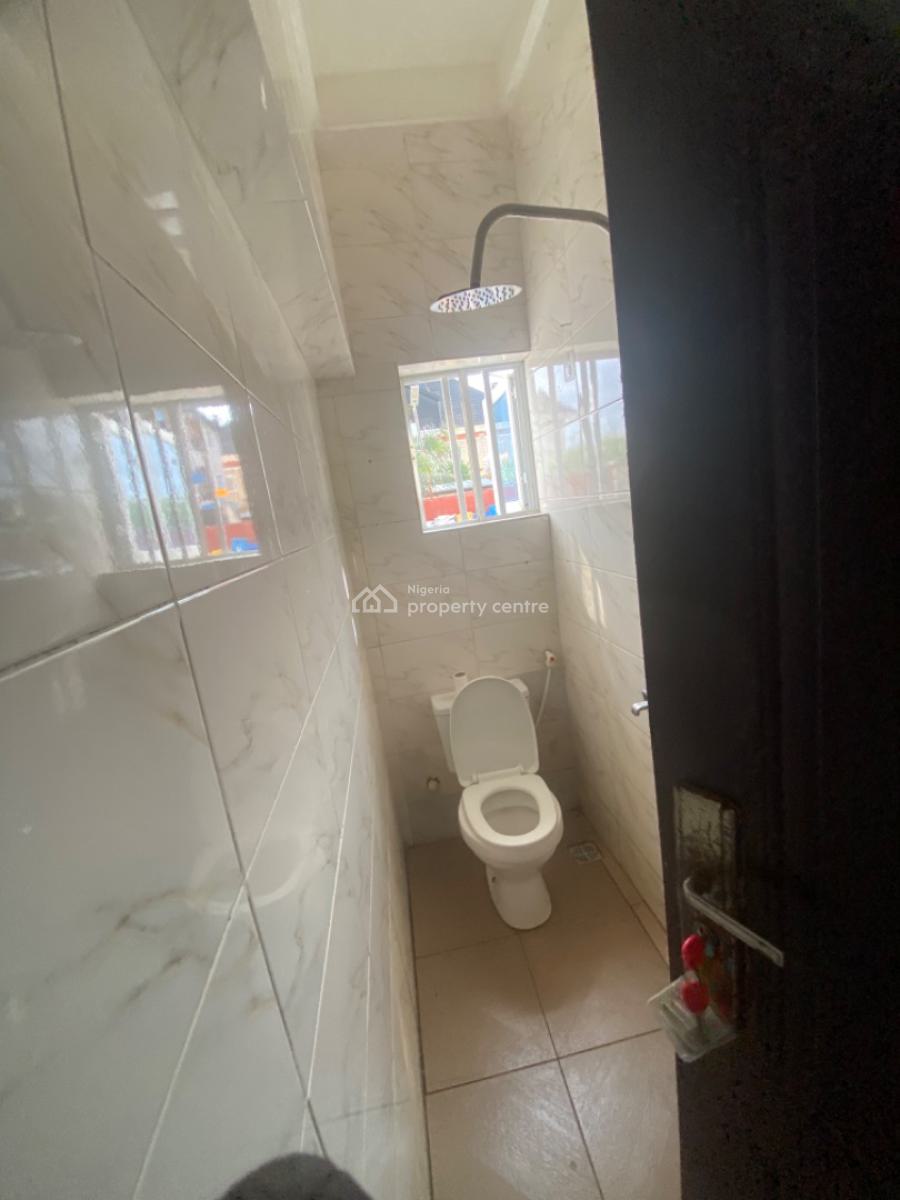 Luxuriously Nice Spacious Self Contain, No 14b Sikiru Street, Sangotedo, Ajah, Lagos, Self Contain (single Rooms) for Rent