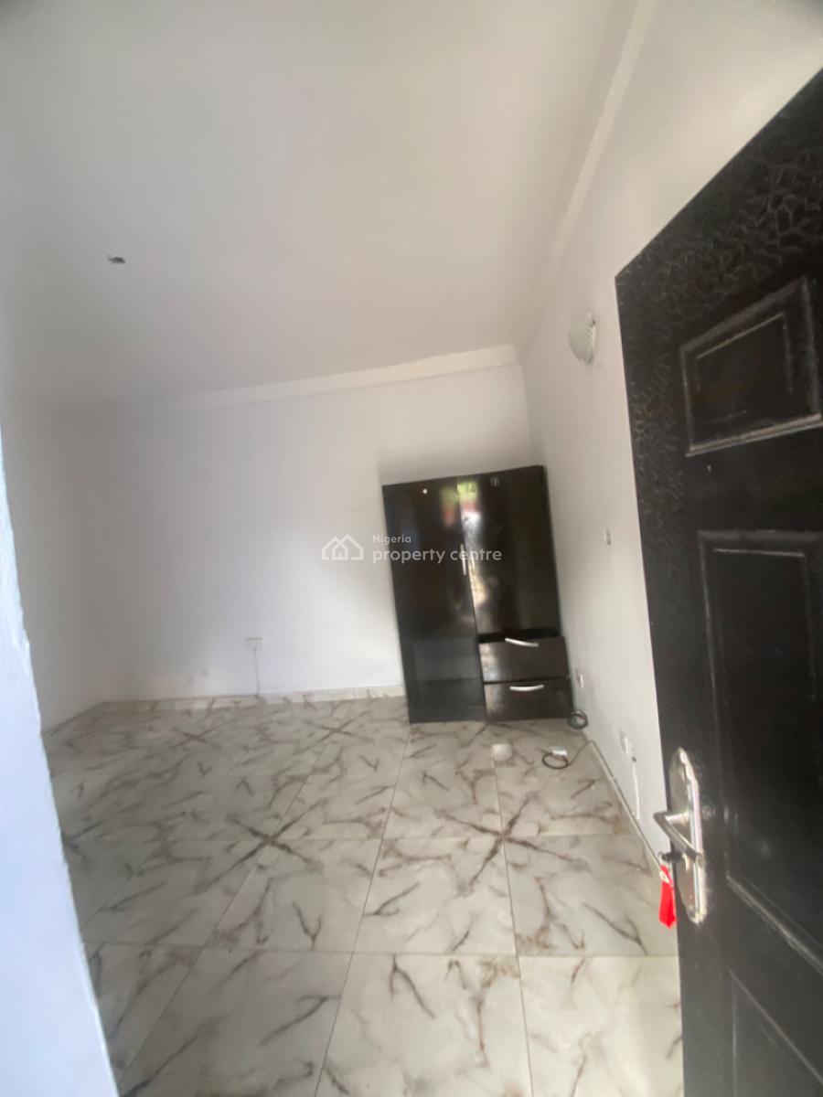 Luxuriously Nice Spacious Self Contain, No 14b Sikiru Street, Sangotedo, Ajah, Lagos, Self Contain (single Rooms) for Rent