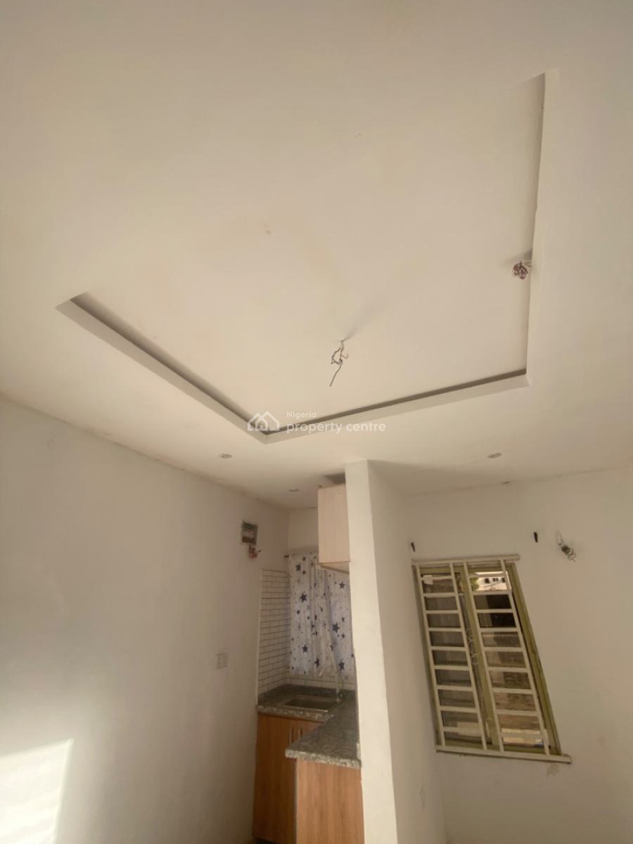 Luxuriously Nice Spacious Self Contain, No 14b Sikiru Street, Sangotedo, Ajah, Lagos, Self Contain (single Rooms) for Rent