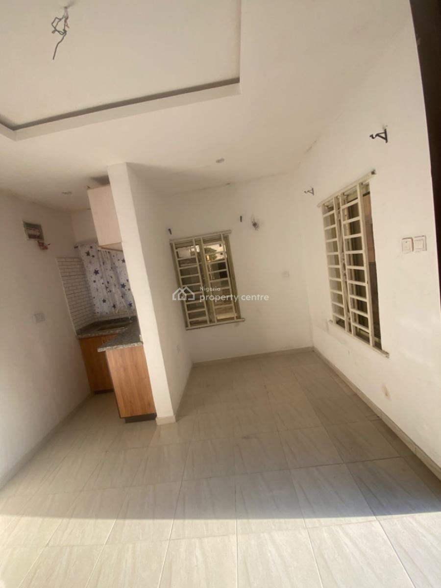 Luxuriously Nice Spacious Self Contain, No 14b Sikiru Street, Sangotedo, Ajah, Lagos, Self Contain (single Rooms) for Rent