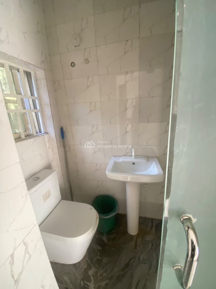 Luxuriously Nice Spacious Self Contain, No 14b Sikiru Street, Sangotedo, Ajah, Lagos, Self Contain (single Rooms) for Rent
