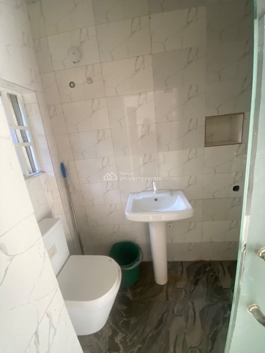 Luxuriously Nice Spacious Self Contain, No 14b Sikiru Street, Sangotedo, Ajah, Lagos, Self Contain (single Rooms) for Rent