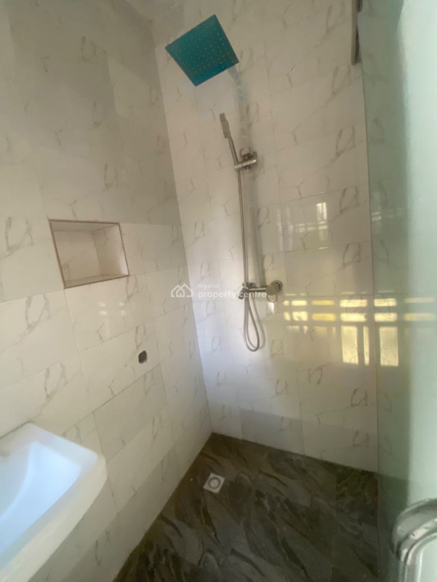 Luxuriously Nice Spacious Self Contain, No 14b Sikiru Street, Sangotedo, Ajah, Lagos, Self Contain (single Rooms) for Rent