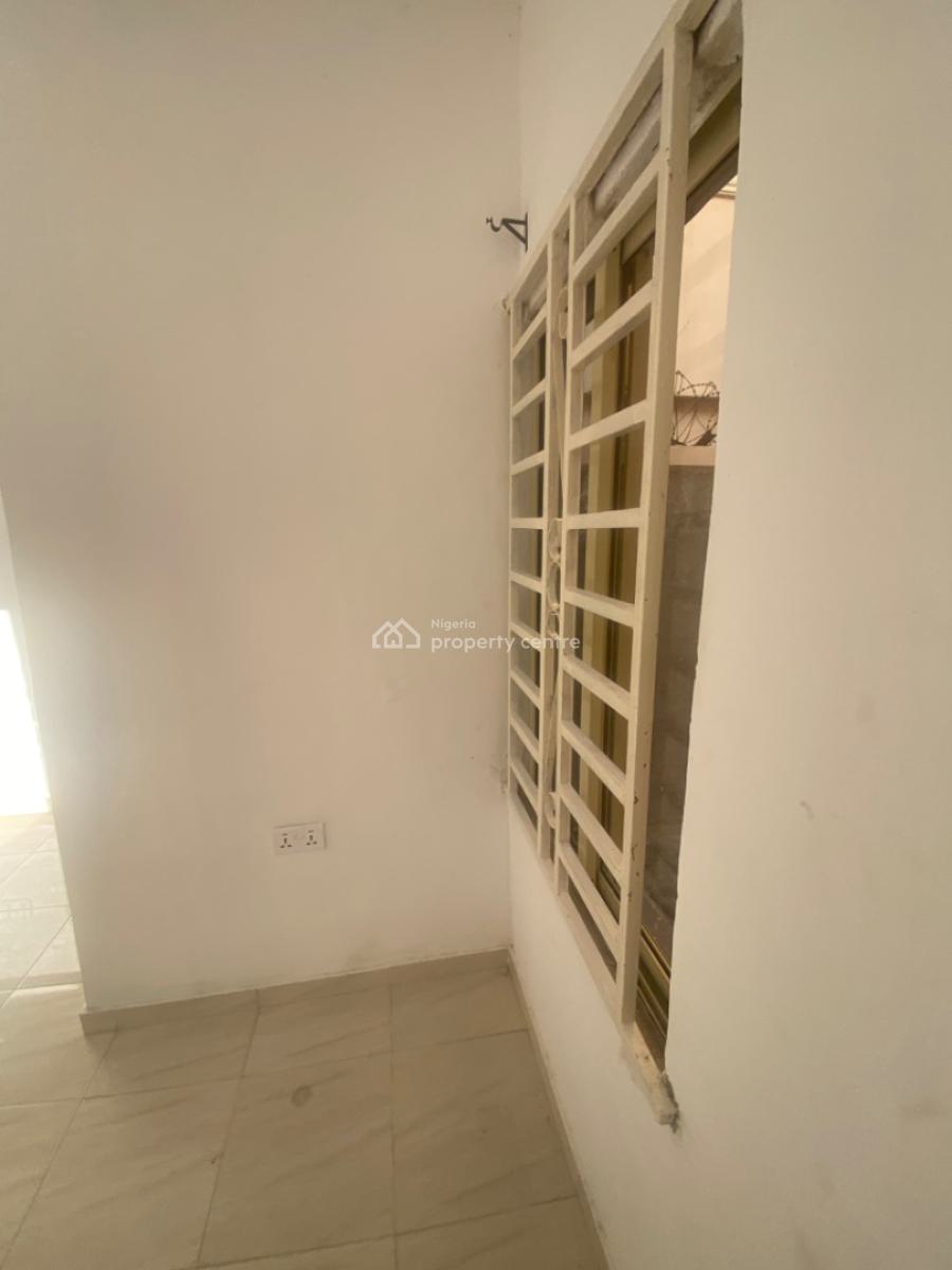 Luxuriously Nice Spacious Self Contain, No 14b Sikiru Street, Sangotedo, Ajah, Lagos, Self Contain (single Rooms) for Rent