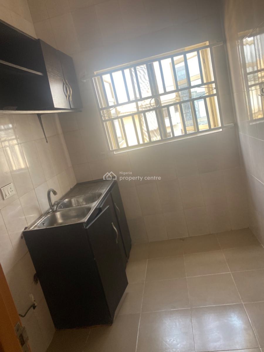 Luxuriously Nice Spacious Nice Mini Flat, No. 14b, Sikiru Street, Sangotedo, Ajah, Lagos, Mini Flat (room and Parlour) for Rent