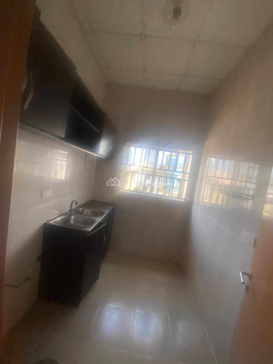 Luxuriously Nice Spacious Nice Mini Flat, No. 14b, Sikiru Street, Sangotedo, Ajah, Lagos, Mini Flat (room and Parlour) for Rent