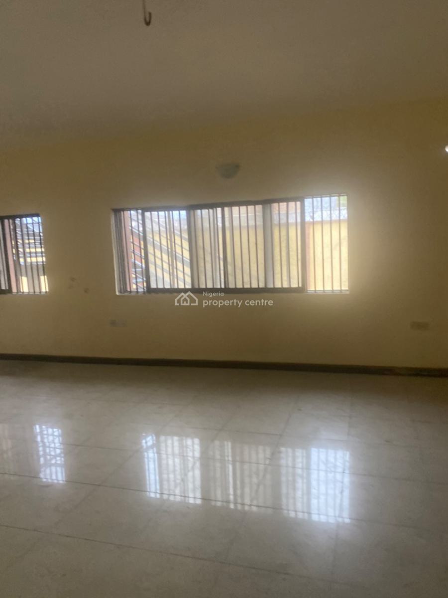 Luxuriously Nice Spacious Nice Shared Apartments, No. 14b, Sikiru Street, Sangotedo, Ajah, Lagos, Self Contain (single Rooms) for Rent