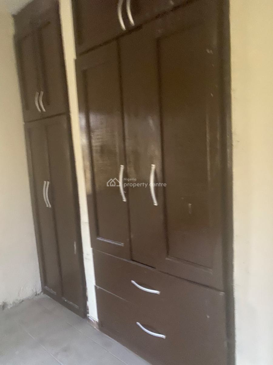 Luxuriously Nice Spacious Nice Shared Apartments, No. 14b, Sikiru Street, Sangotedo, Ajah, Lagos, Self Contain (single Rooms) for Rent