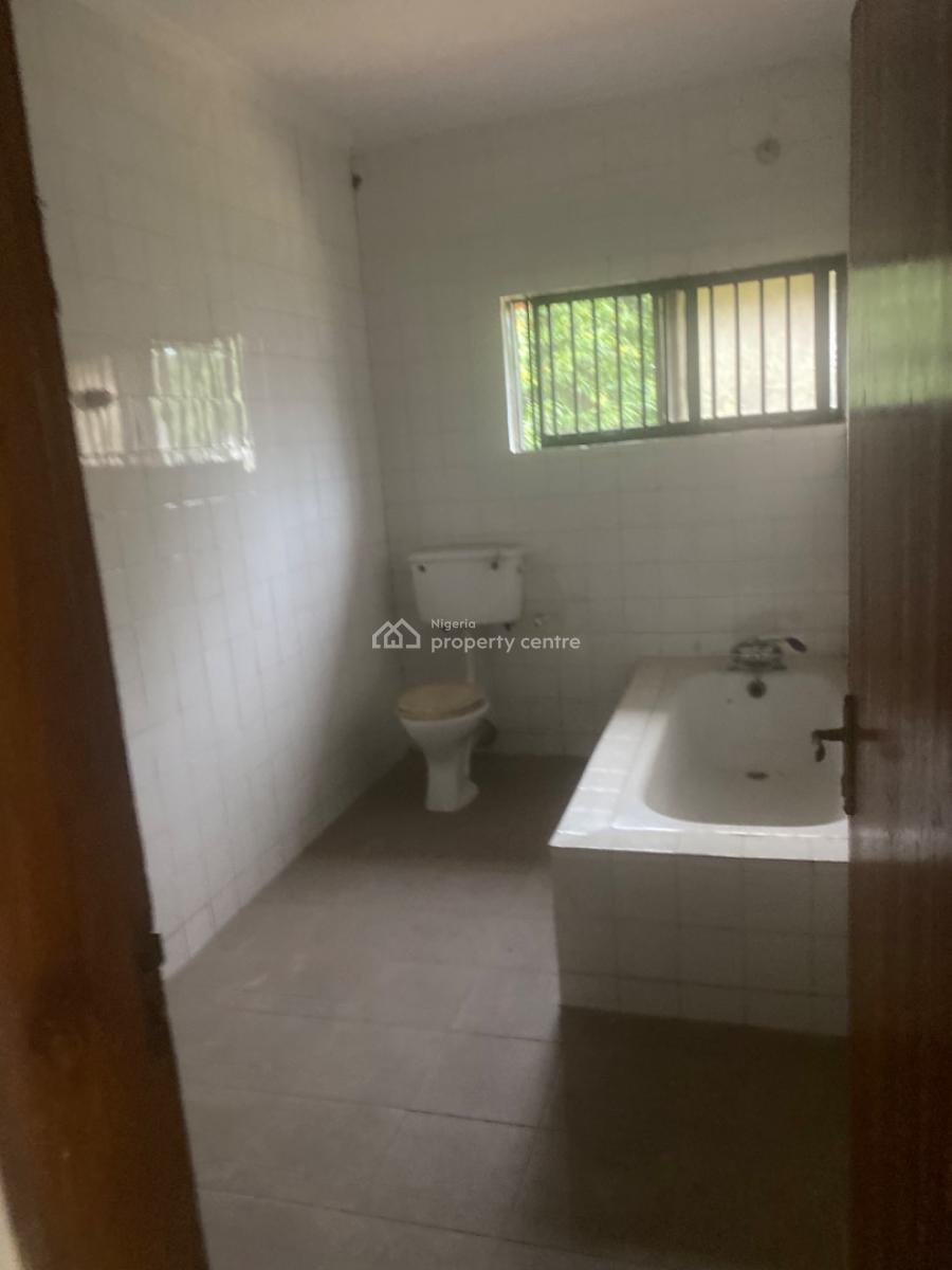 Luxuriously Nice Spacious Nice Shared Apartments, No. 14b, Sikiru Street, Sangotedo, Ajah, Lagos, Self Contain (single Rooms) for Rent