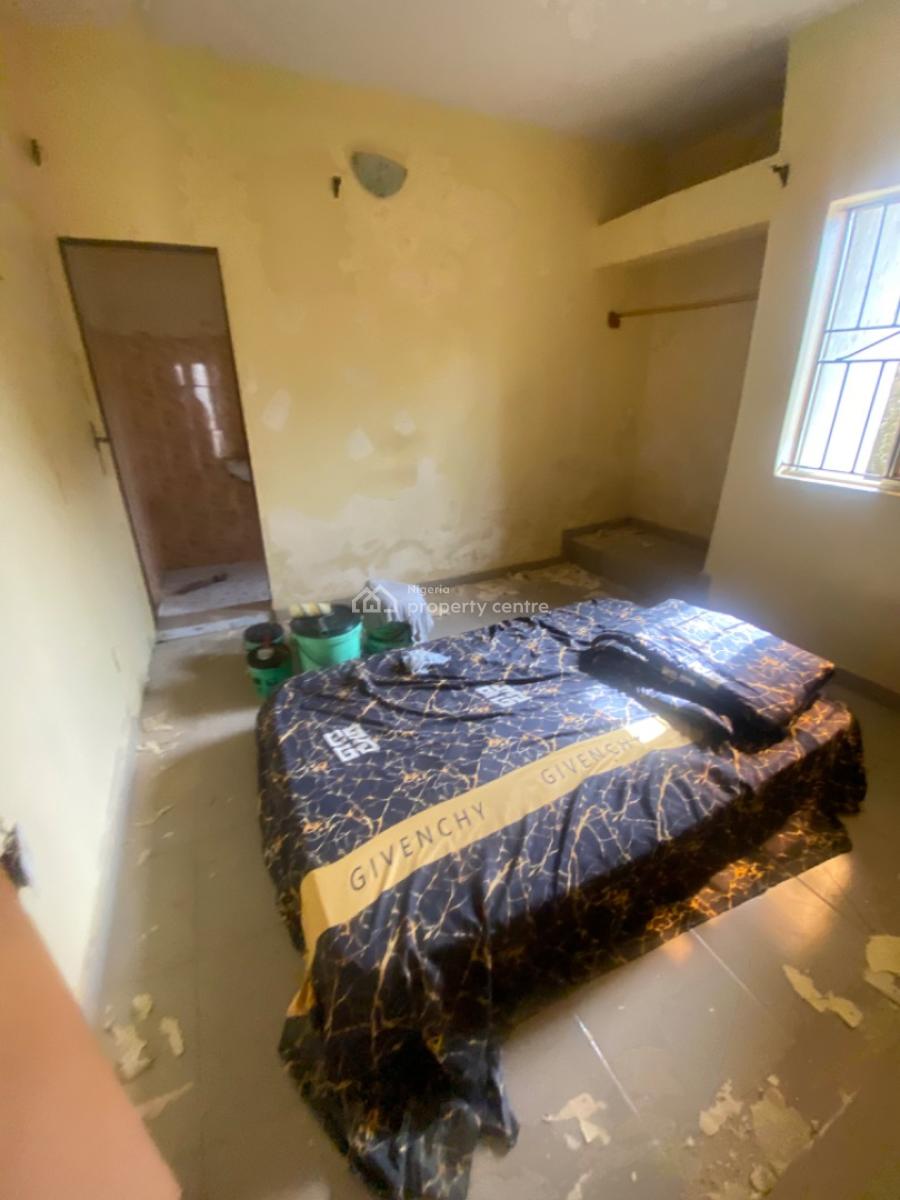 Luxuriously Nice Spacious Nice Self Contain  Apartments, No. 14b, Sikiru Street, Bogije, Ibeju Lekki, Lagos, Self Contain (single Rooms) for Rent