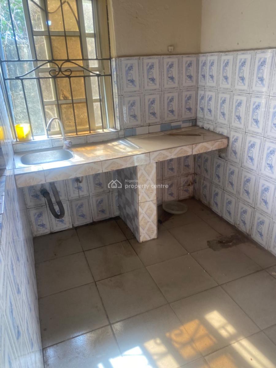 Luxuriously Nice Spacious Nice Self Contain  Apartments, No. 14b, Sikiru Street, Bogije, Ibeju Lekki, Lagos, Self Contain (single Rooms) for Rent