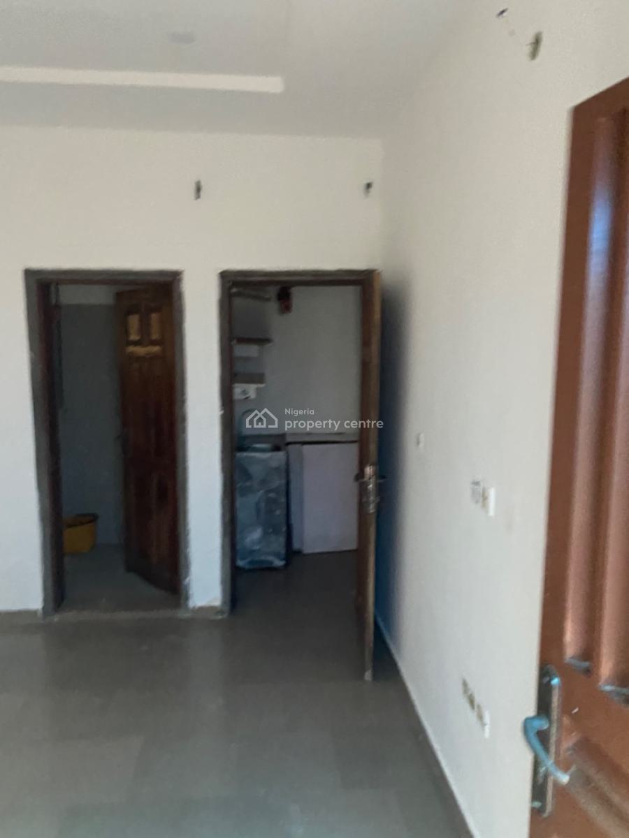 Luxuriously Nice Spacious Self Contain, No 14 D Pa Jame Street, Jamiu Court, Sangotedo, Ajah, Lagos, Self Contain (single Rooms) for Rent