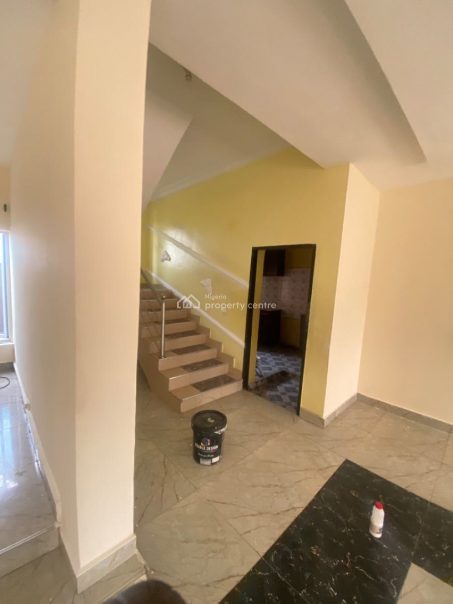 Luxuriously Spacious Nice 3 Bedroom Duplex Terrace, No 14 D Pa Jame Street, Jamiu Court, Sangotedo, Ajah, Lagos, House for Rent