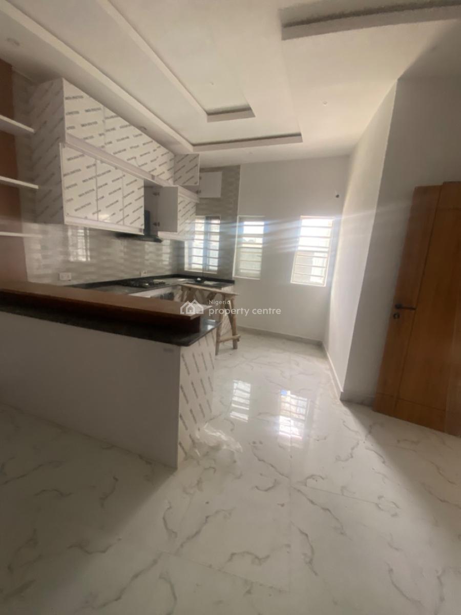 Luxuriously Spacious Brand New 2 Bedroom Flat with Excellent Finishing, No 14 D Pa Jame Street, Jamiu Court, Ologolo, Lekki, Lagos, House for Rent