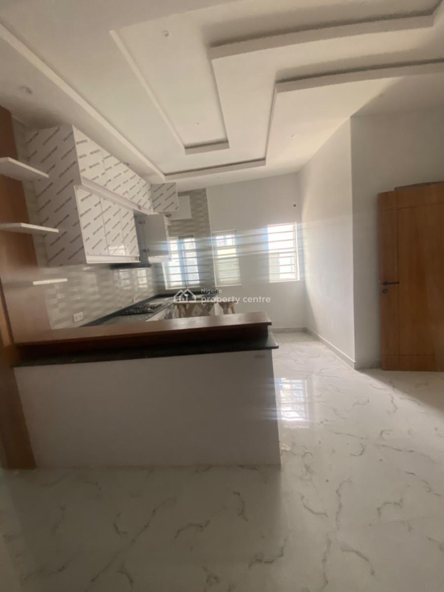 Luxuriously Spacious Brand New 2 Bedroom Flat with Excellent Finishing, No 14 D Pa Jame Street, Jamiu Court, Ologolo, Lekki, Lagos, House for Rent