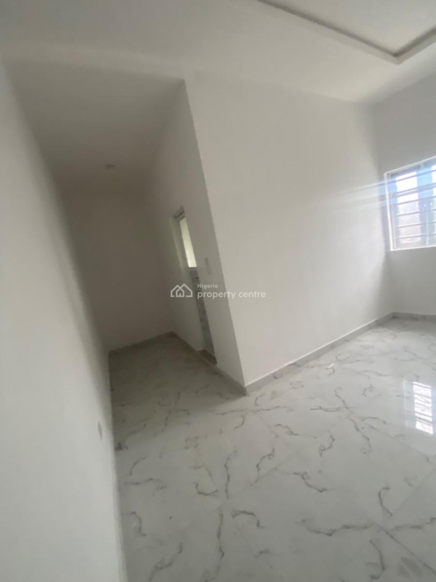 Luxuriously Spacious Brand New 2 Bedroom Flat with Excellent Finishing, No 14 D Pa Jame Street, Jamiu Court, Ologolo, Lekki, Lagos, House for Rent