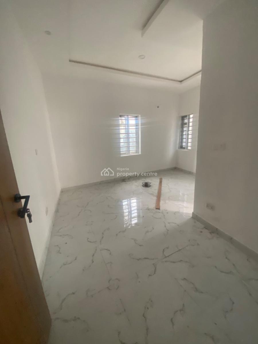 Luxuriously Spacious Brand New 2 Bedroom Flat with Excellent Finishing, No 14 D Pa Jame Street, Jamiu Court, Ologolo, Lekki, Lagos, House for Rent