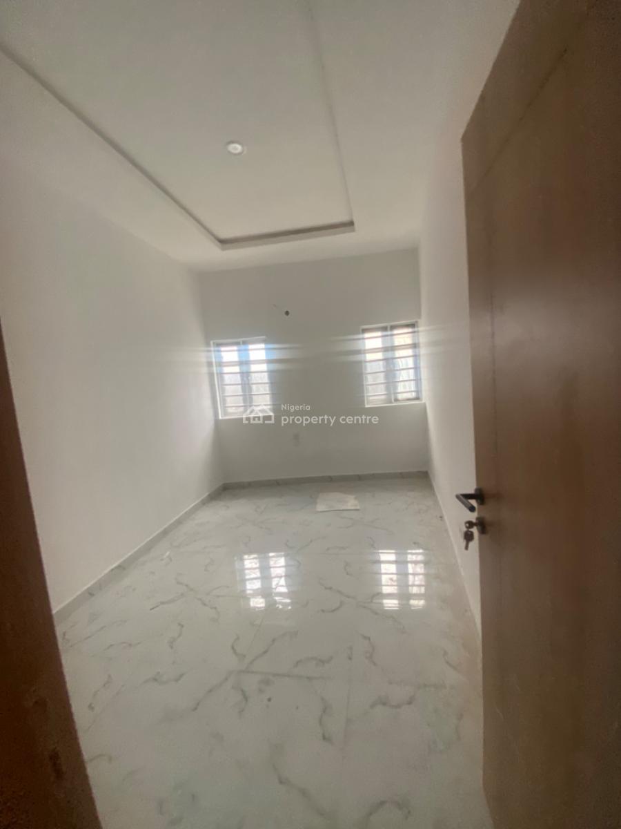 Luxuriously Spacious Brand New 2 Bedroom Flat with Excellent Finishing, No 14 D Pa Jame Street, Jamiu Court, Ologolo, Lekki, Lagos, House for Rent