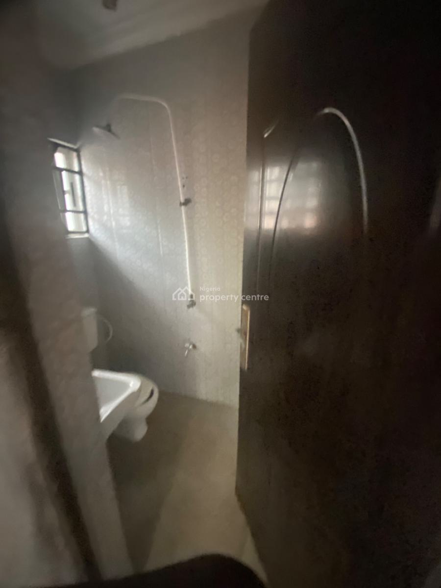 Luxuriously Nice Spacious 2 Bedroom  Flat with Excellent Finishing, 11 a Temi Street, John Court, Sangotedo, Ajah, Lagos, House for Rent