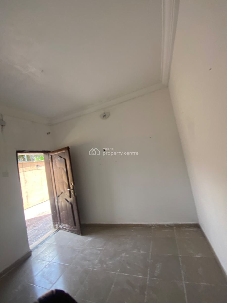 Luxuriously Nice Spacious Mini Flat Apartment, 11 a Temi Street, Sangotedo, Ajah, Lagos, Mini Flat (room and Parlour) for Rent