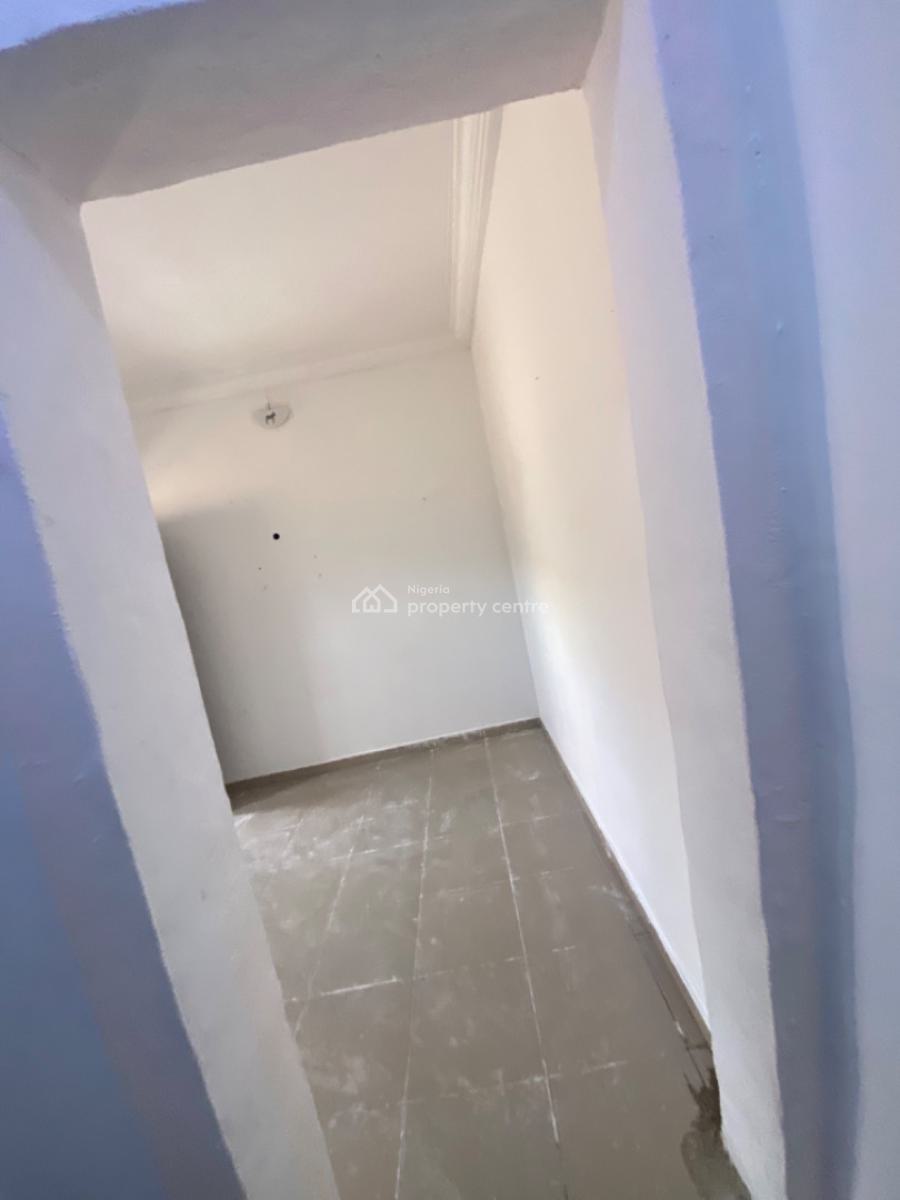 Luxuriously Nice Spacious Mini Flat Apartment, 11 a Temi Street, Sangotedo, Ajah, Lagos, Mini Flat (room and Parlour) for Rent