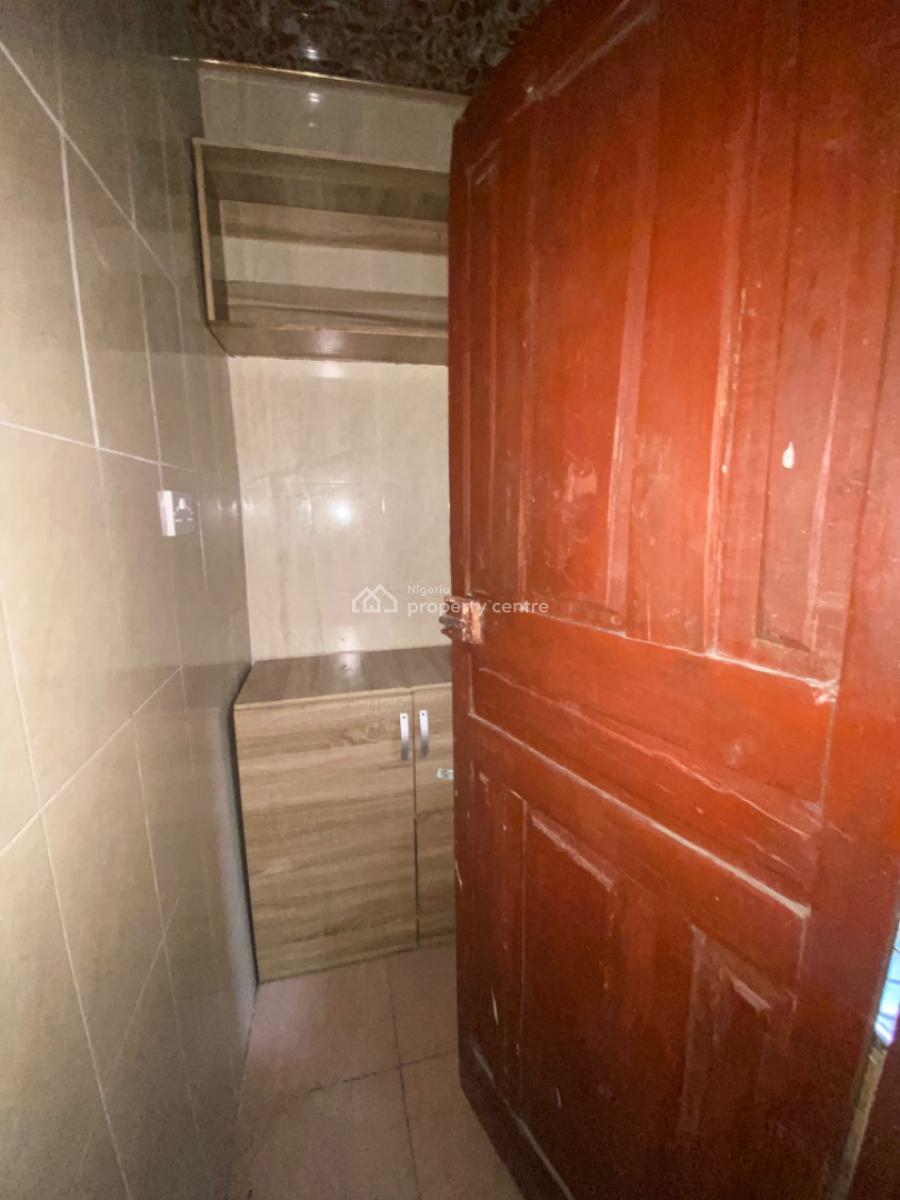 Luxuriously Nice Spacious Self Contain, 11 a Temi Street, Sangotedo, Ajah, Lagos, Self Contain (single Rooms) for Rent