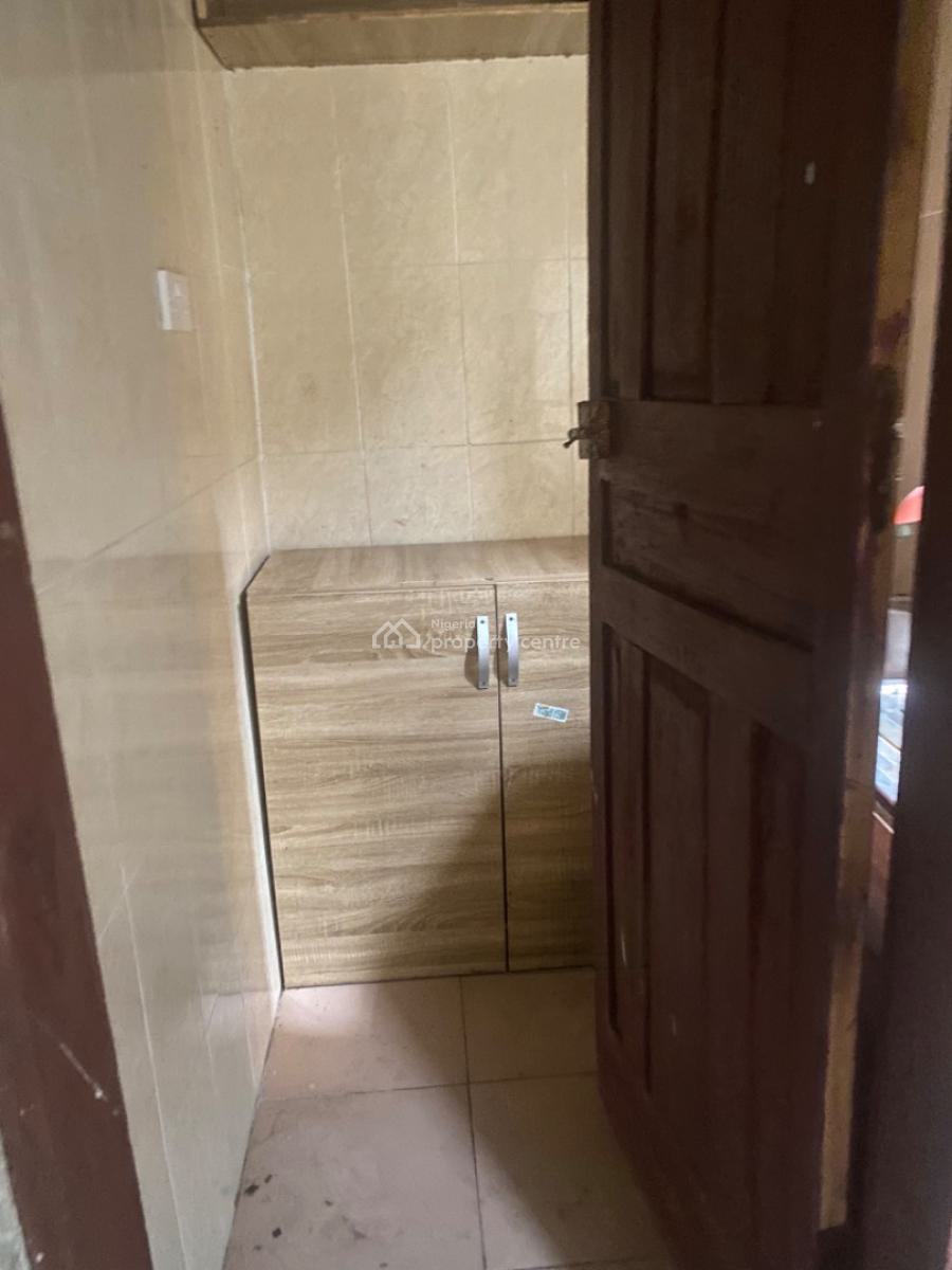 Luxuriously Nice Spacious Self Contain, 11 a Temi Street, Sangotedo, Ajah, Lagos, Self Contain (single Rooms) for Rent
