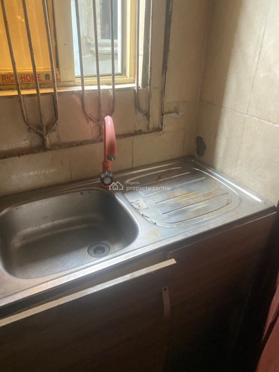 Luxuriously Nice Spacious Self Contain, 11 a Temi Street, Sangotedo, Ajah, Lagos, Self Contain (single Rooms) for Rent