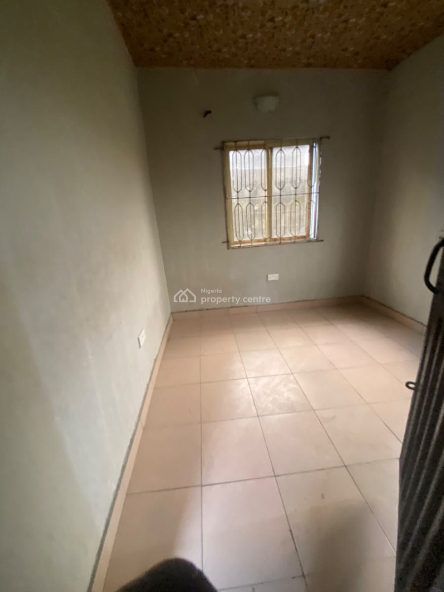 Luxuriously Nice Spacious Self Contain, 11 a Temi Street, Sangotedo, Ajah, Lagos, Self Contain (single Rooms) for Rent