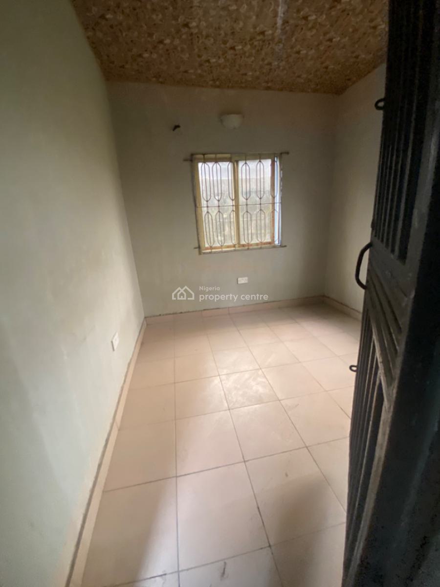 Luxuriously Nice Spacious Self Contain, 11 a Temi Street, Sangotedo, Ajah, Lagos, Self Contain (single Rooms) for Rent