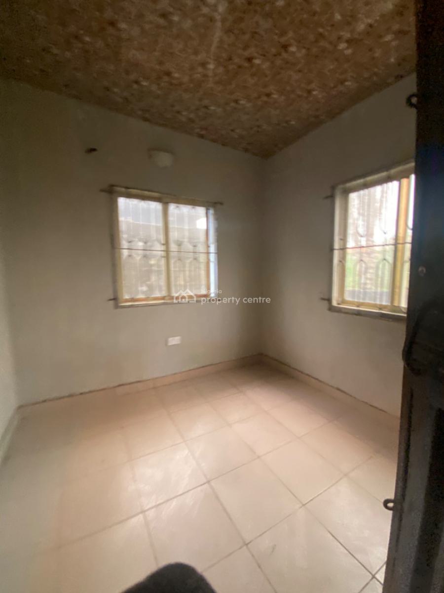 Luxuriously Nice Spacious Self Contain, 11 a Temi Street, Sangotedo, Ajah, Lagos, Self Contain (single Rooms) for Rent