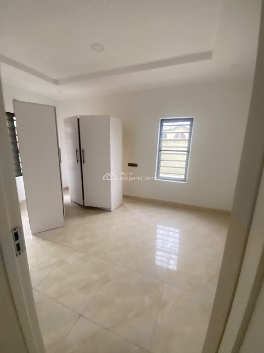 Luxuriously Nice Spacious Brand New 2 Bedroom Flat, 11a, Temi Street, Eleseko Town, Bogije, Ibeju Lekki, Lagos, House for Rent