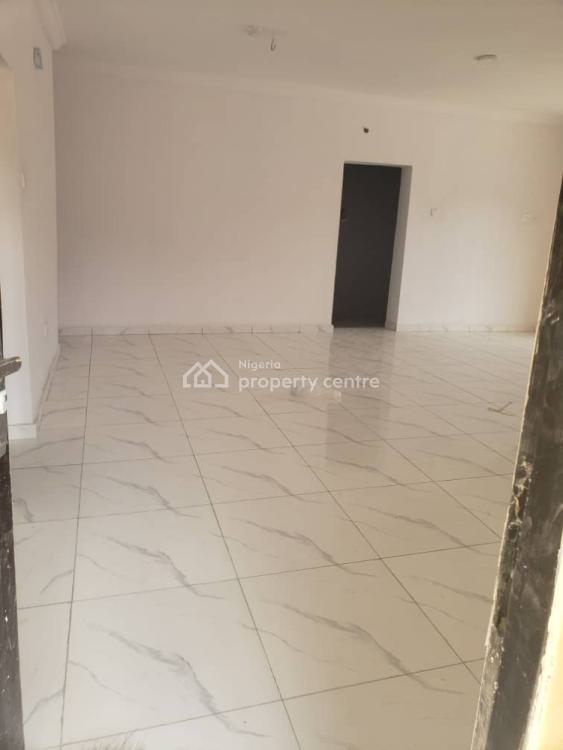 Decent 3 Bedroom Flat, Santos Layout, Akowonjo, Alimosho, Lagos, Flat / Apartment for Rent