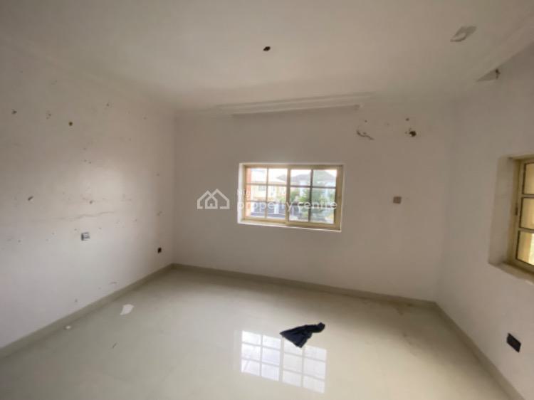 1 Bedroom, Lekki Phase 1, Lekki, Lagos, Mini Flat (room and Parlour) for Rent