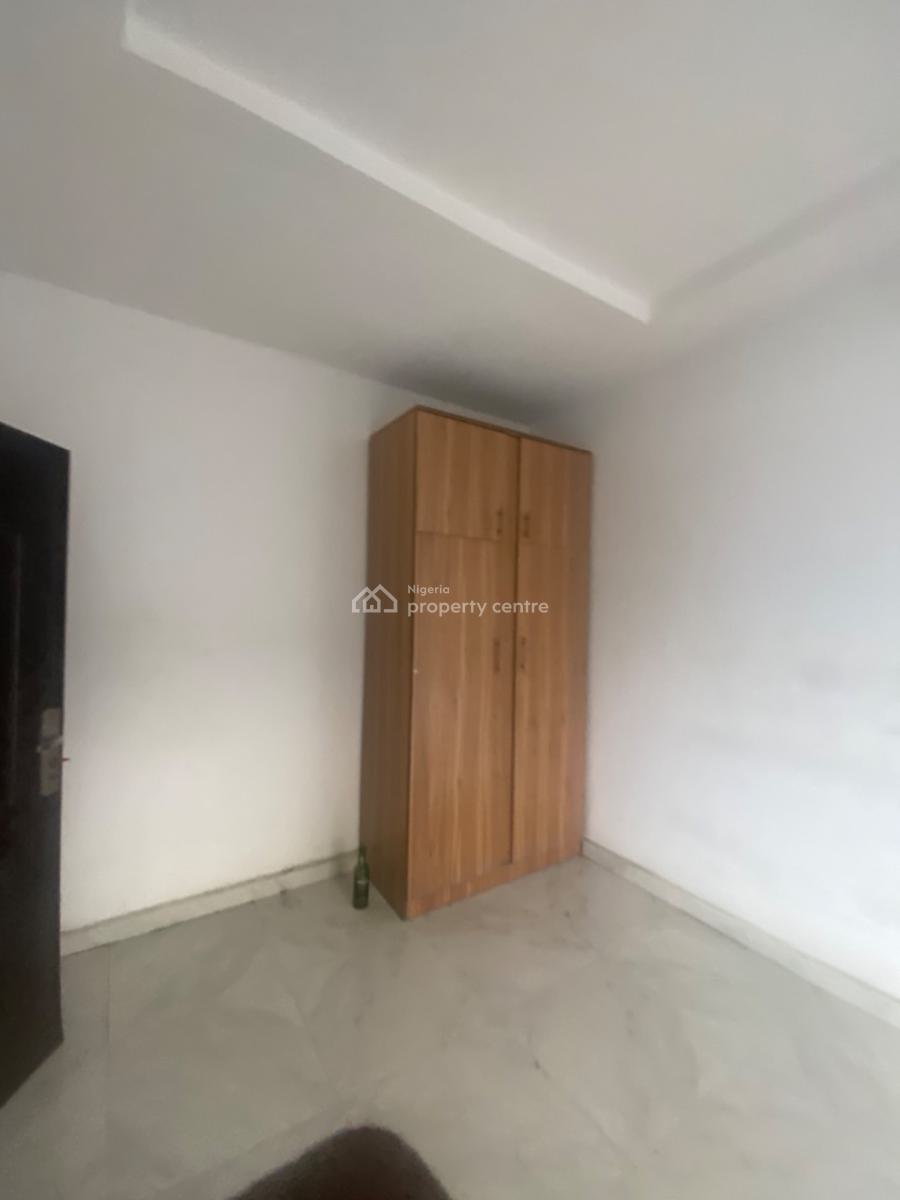 Luxuriously Spacious 2bedroom Flat with Excellent Finishing, No. 14, D Jaro Street, Jaro Court, Sangotedo, Ajah, Lagos, House for Rent