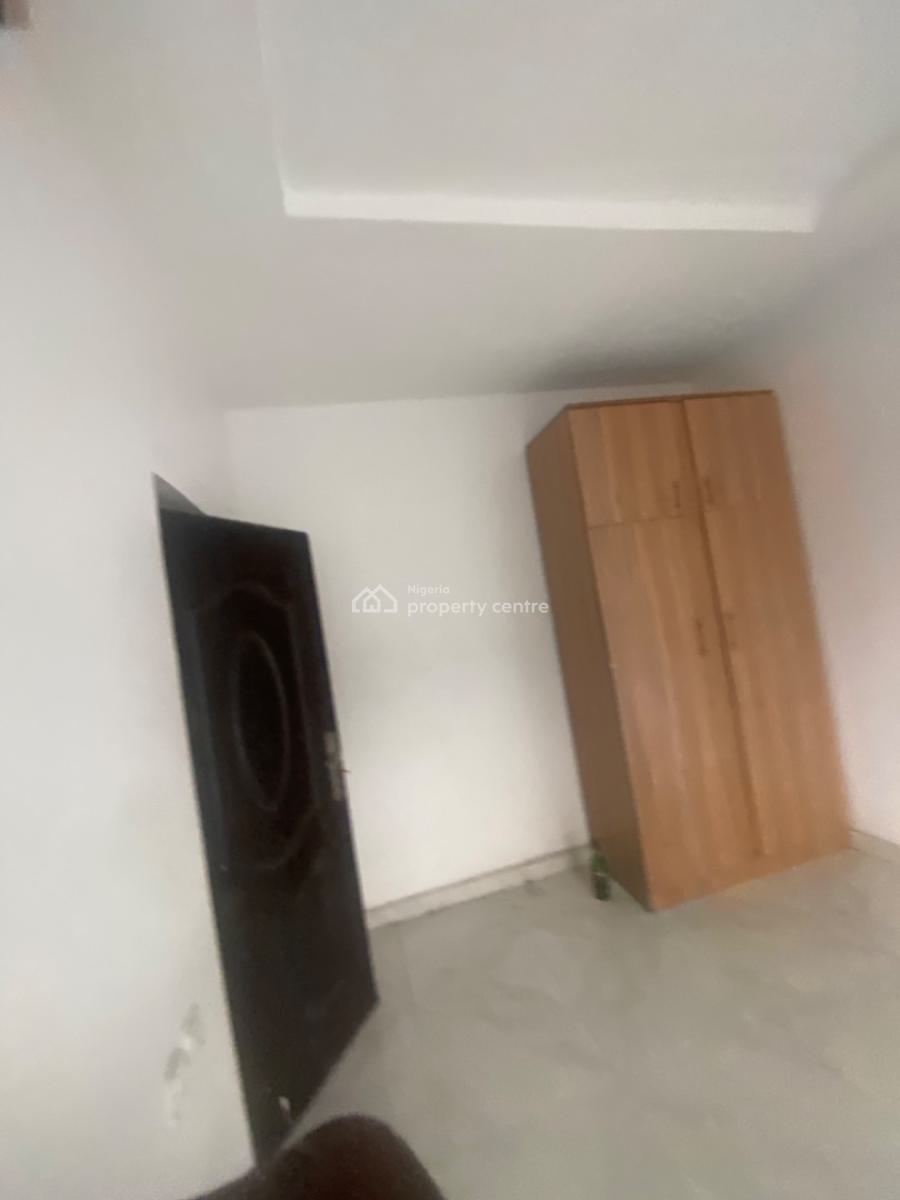 Luxuriously Spacious 2bedroom Flat with Excellent Finishing, No. 14, D Jaro Street, Jaro Court, Sangotedo, Ajah, Lagos, House for Rent