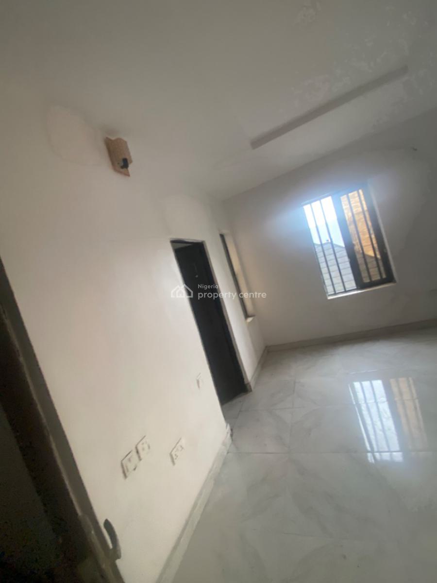 Luxuriously Spacious 2bedroom Flat with Excellent Finishing, No. 14, D Jaro Street, Jaro Court, Sangotedo, Ajah, Lagos, House for Rent
