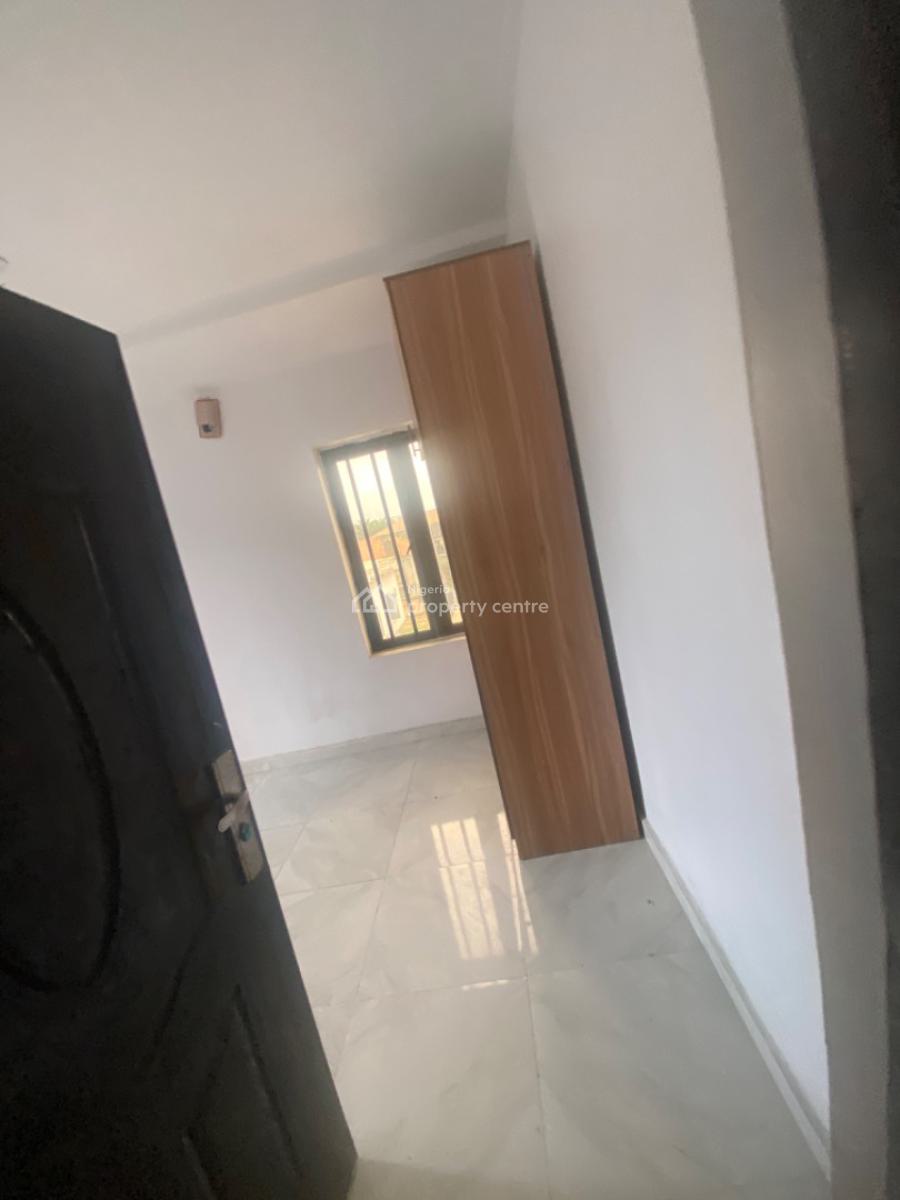 Luxuriously Spacious 2bedroom Flat with Excellent Finishing, No. 14, D Jaro Street, Jaro Court, Sangotedo, Ajah, Lagos, House for Rent