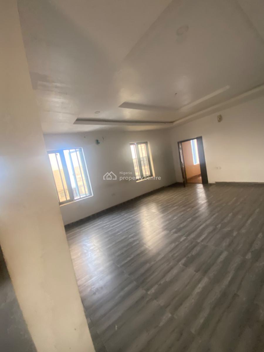 Luxuriously Spacious 2bedroom Flat with Excellent Finishing, No. 14, D Jaro Street, Jaro Court, Sangotedo, Ajah, Lagos, House for Rent