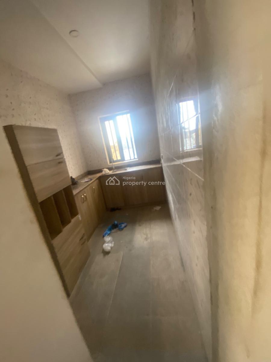 Luxuriously Spacious 2bedroom Flat with Excellent Finishing, No. 14, D Jaro Street, Jaro Court, Sangotedo, Ajah, Lagos, House for Rent