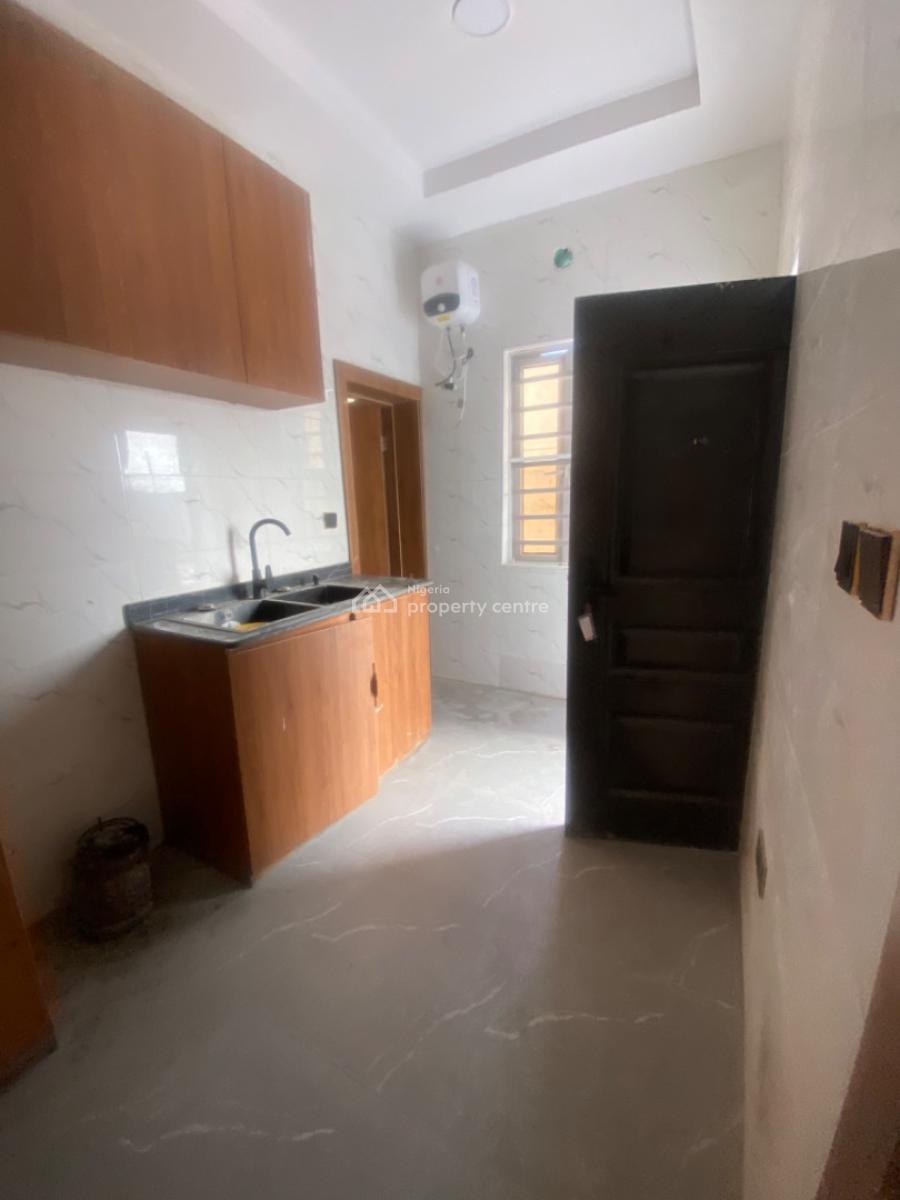 Luxuriously Spacious 2bedroom Flat with Excellent Finishing, No. 14, Rafiu Street, Sangotedo, Ajah, Lagos, House for Rent