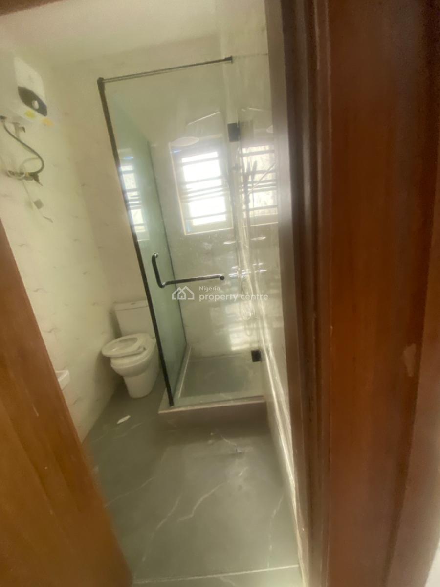 Luxuriously Spacious 2bedroom Flat with Excellent Finishing, No. 14, Rafiu Street, Sangotedo, Ajah, Lagos, House for Rent