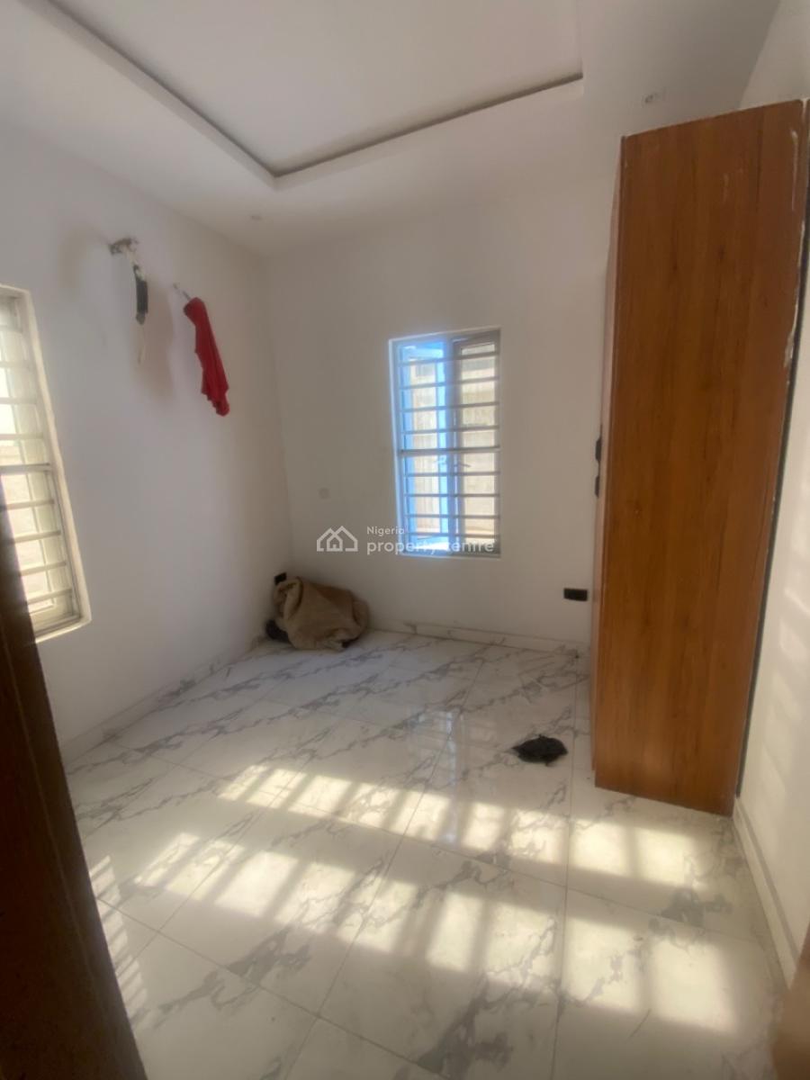 Luxuriously Spacious 2bedroom Flat with Excellent Finishing, No. 14, Rafiu Street, Sangotedo, Ajah, Lagos, House for Rent