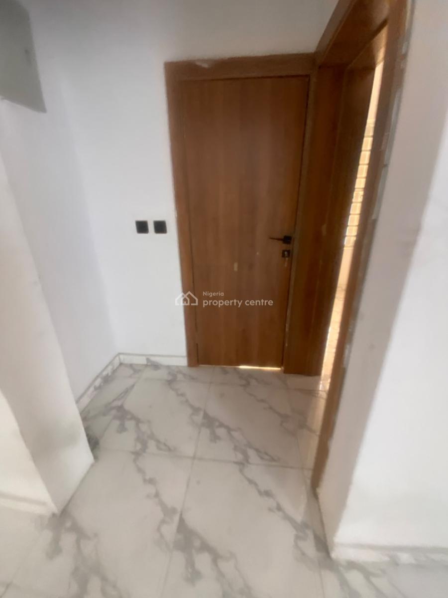 Luxuriously Spacious 2bedroom Flat with Excellent Finishing, No. 14, Rafiu Street, Sangotedo, Ajah, Lagos, House for Rent