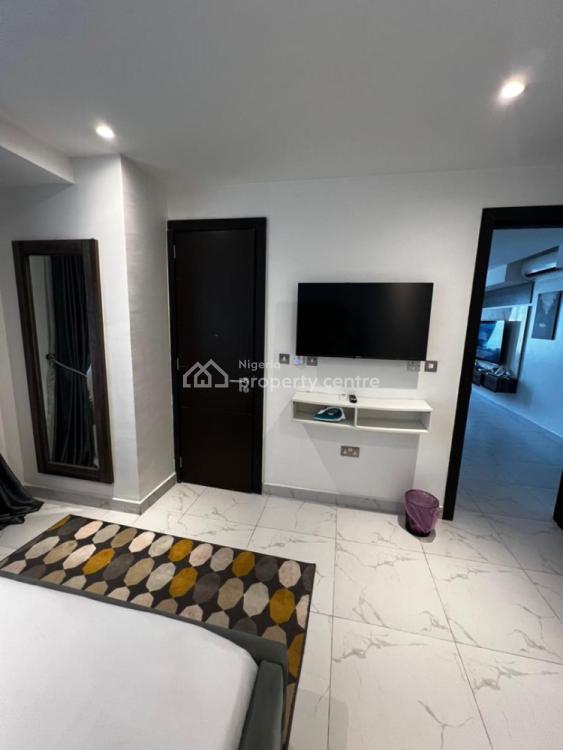 1 Bedroom Apartment, Adebisi Omotola, Victoria Island (vi), Lagos, Flat / Apartment Short Let