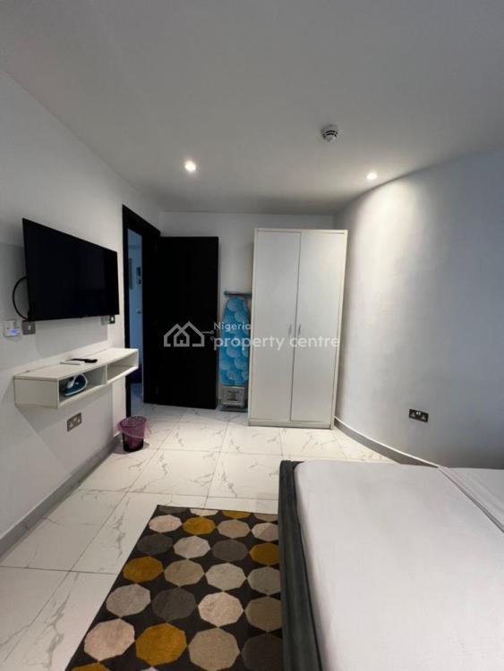 1 Bedroom Apartment, Adebisi Omotola, Victoria Island (vi), Lagos, Flat / Apartment Short Let