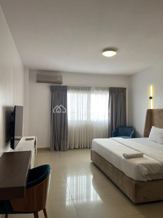 3 Bedroom High Rise Flat, Gerrard Road, Ikoyi, Lagos, Flat / Apartment Short Let