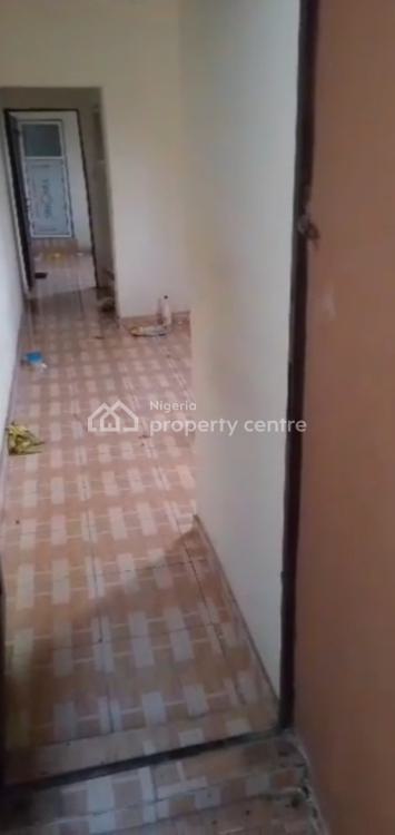 Standard Mini Flat + Balcony, Yaba, Lagos, Mini Flat (room and Parlour) for Rent